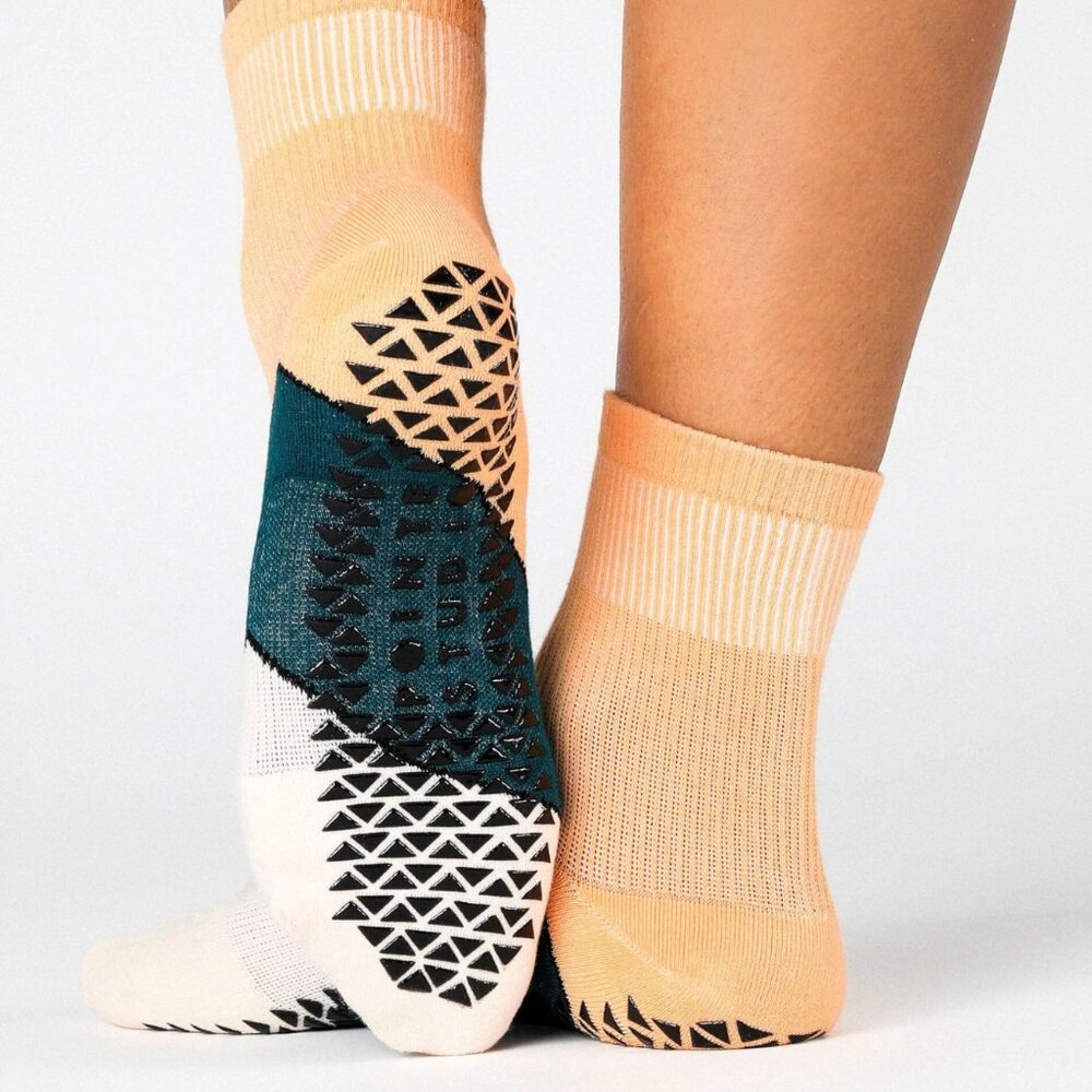 POINTE STUDIO Chev Stripe Ankle Grip Sock/NEW in bag/M/L